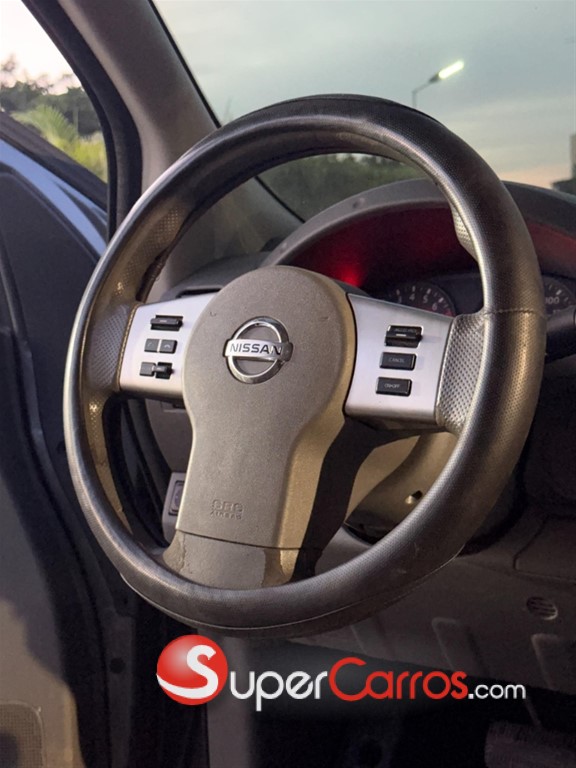 2020 Nissan Frontier SV — foto 7 / 9