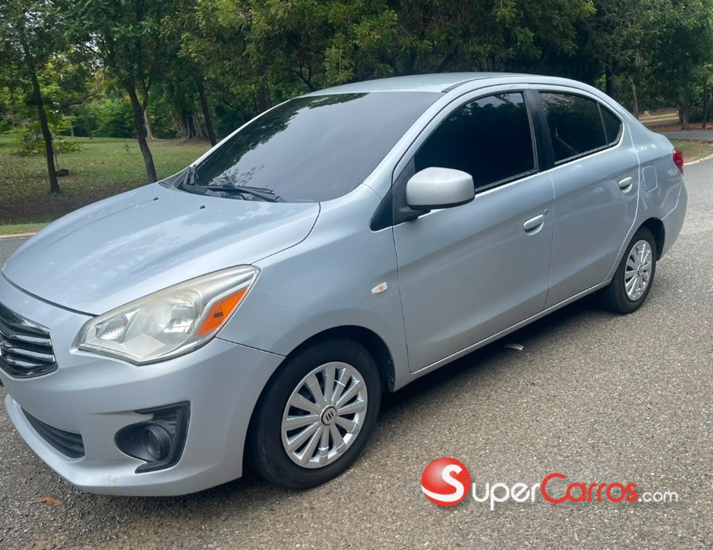 2017 Mitsubishi Motors Mirage G4 SE — foto 1 / 11