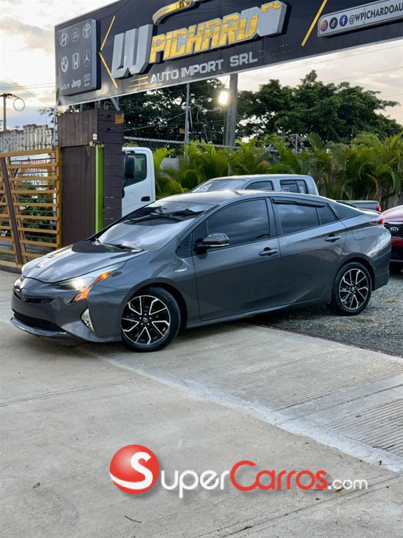 2018 Toyota Prius Hybrid — foto 2 / 10