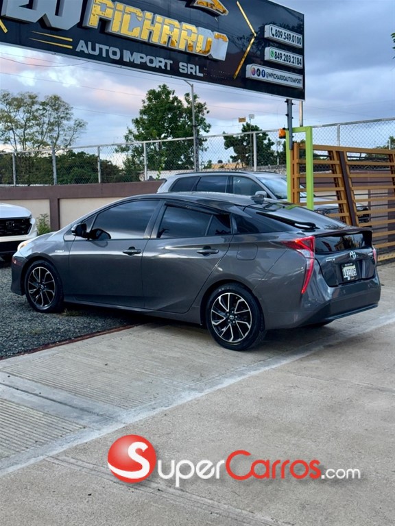 2018 Toyota Prius Hybrid — foto 3 / 10