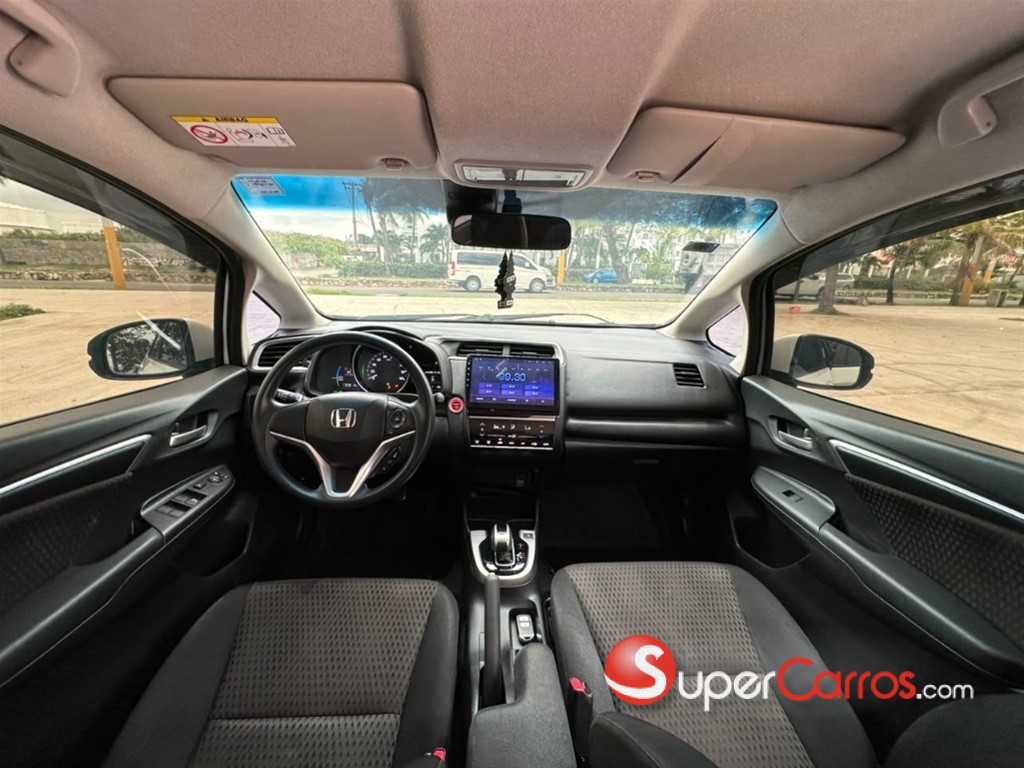 2018 Honda Fit Hybrid — foto 10 / 12