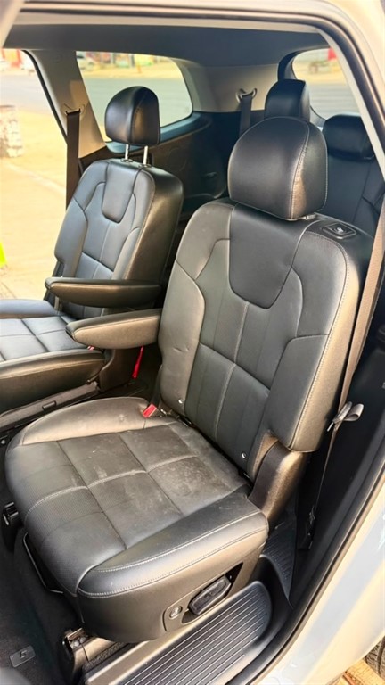 2022 Kia Telluride EX — foto 6 / 12