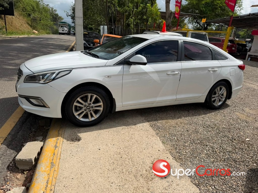 2016 Hyundai Sonata LF — foto 2 / 3