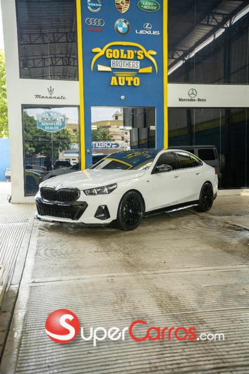 2024 BMW Serie 5 520i — foto 3 / 12