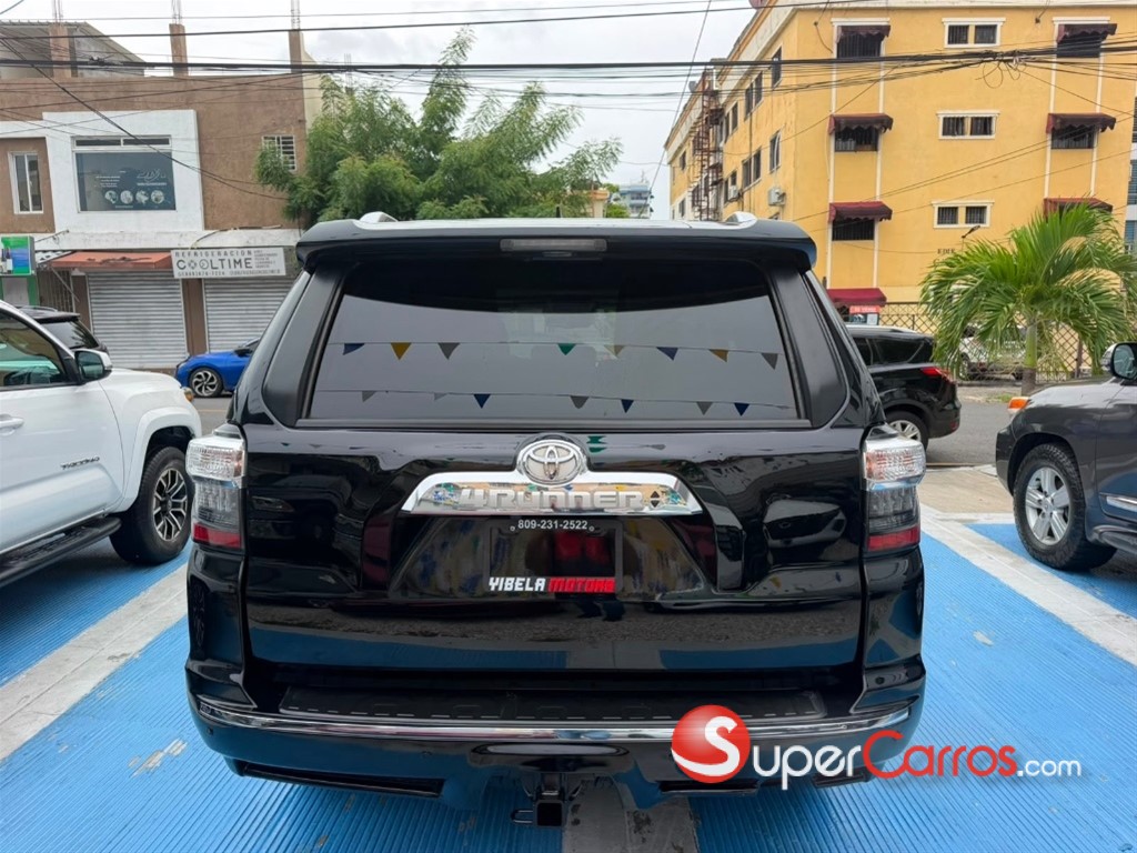2021 Toyota 4 Runner Limited — foto 6 / 12