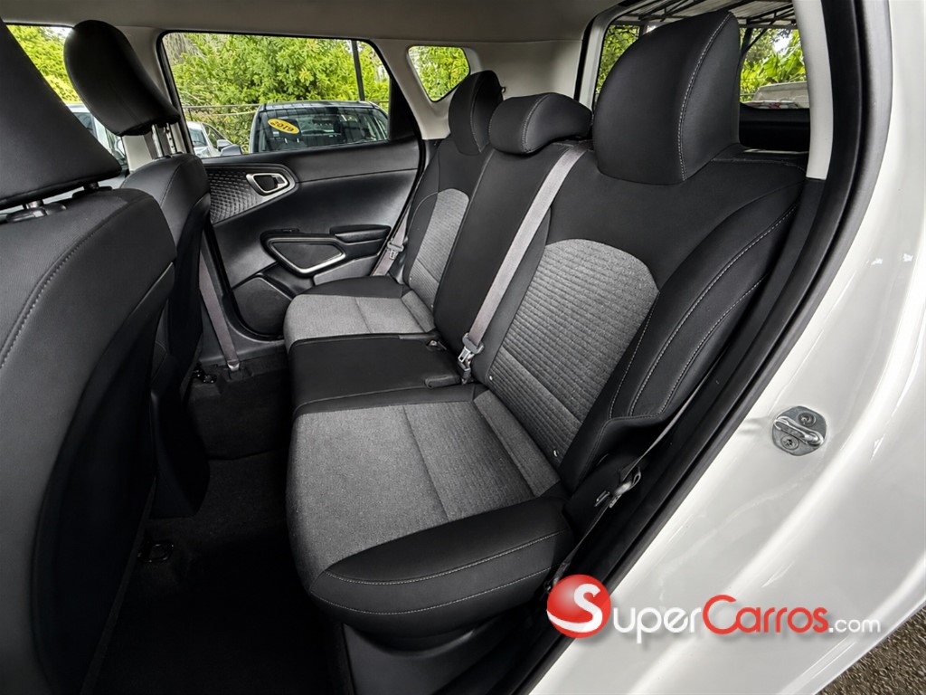 2021 Kia Soul S — foto 6 / 8