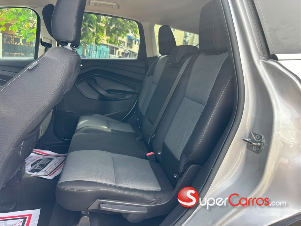 2019 Ford Escape SE — foto 8 / 9