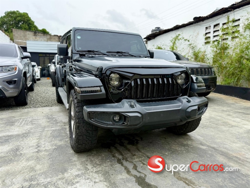2019 Jeep Wrangler Sahara Unlimited — foto 8 / 9