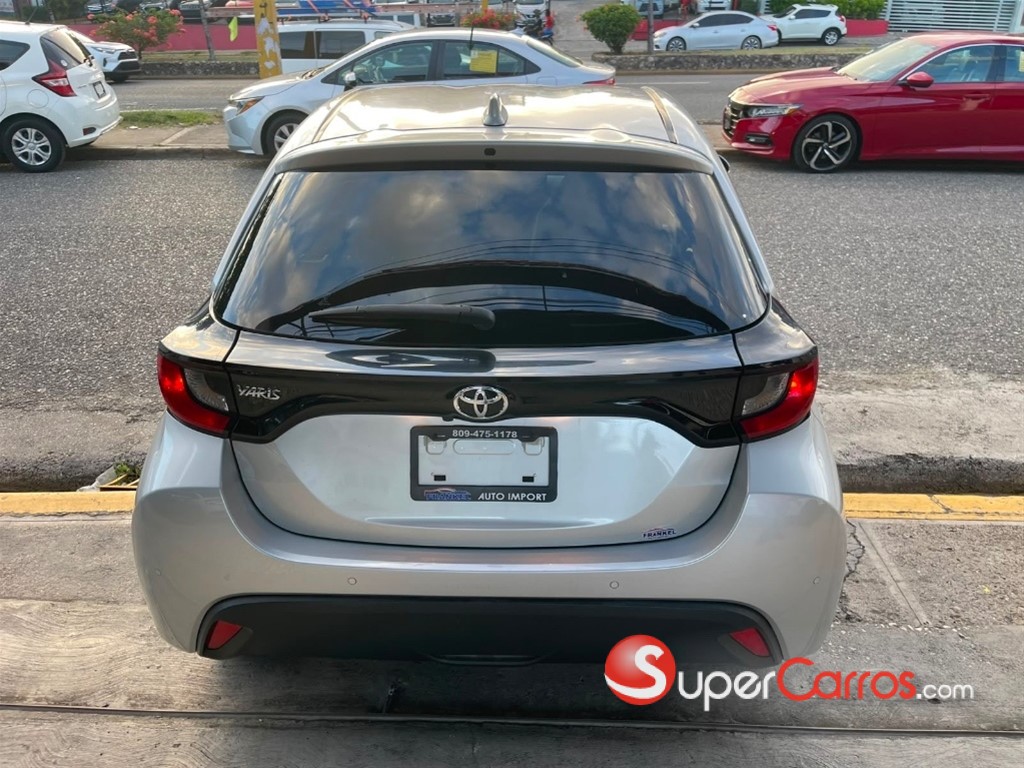 2020 Toyota Yaris Hatchback — foto 5 / 10