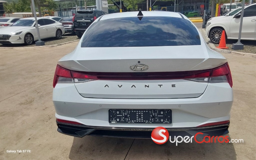 2021 Hyundai Avante LPI — foto 2 / 9