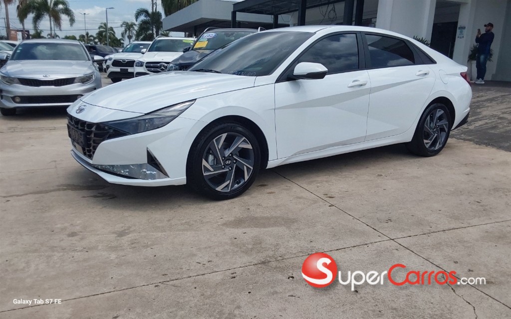 2021 Hyundai Avante LPI — foto 4 / 9