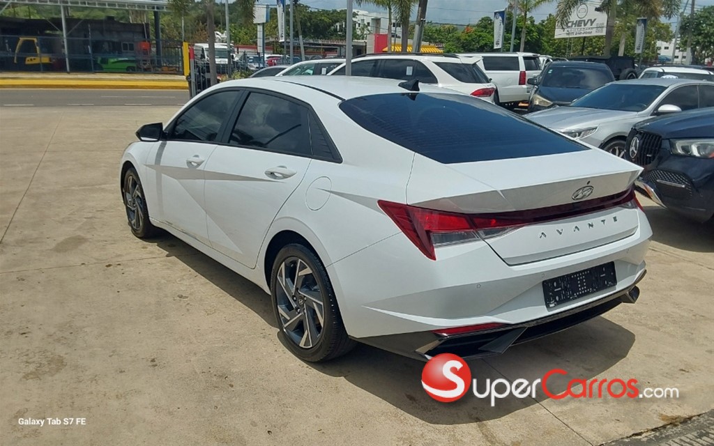 2021 Hyundai Avante LPI — foto 5 / 9