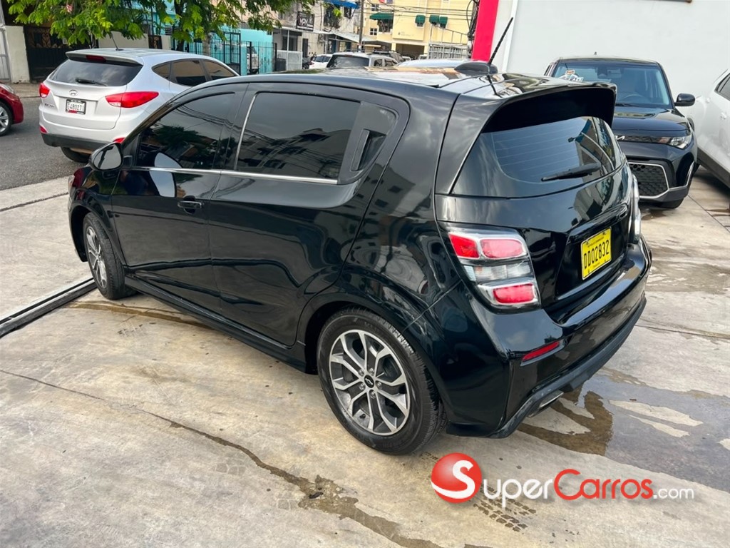 2020 Chevrolet Sonic RS — foto 4 / 10