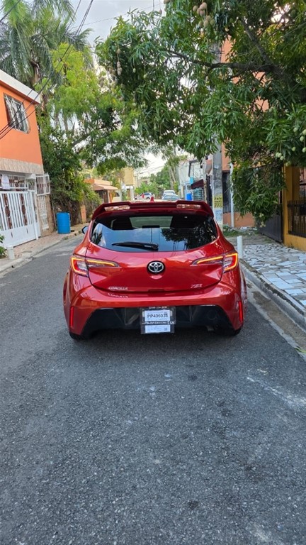 2019 Toyota Corolla Hatchback — foto 2 / 7