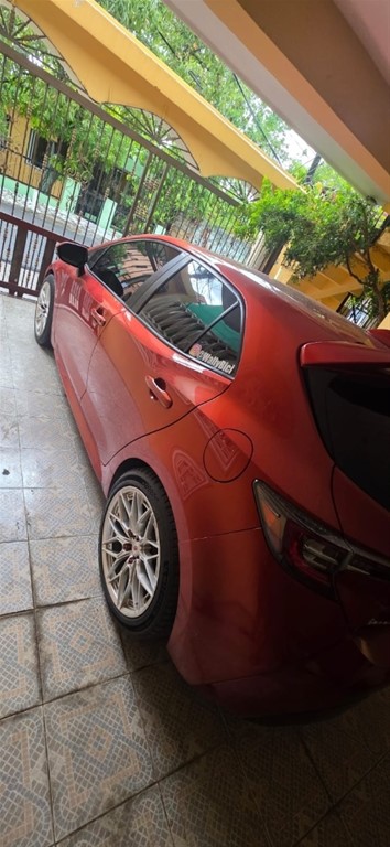 2019 Toyota Corolla Hatchback — foto 3 / 7