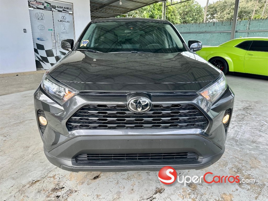 2022 Toyota RAV4 LE — foto 5 / 8