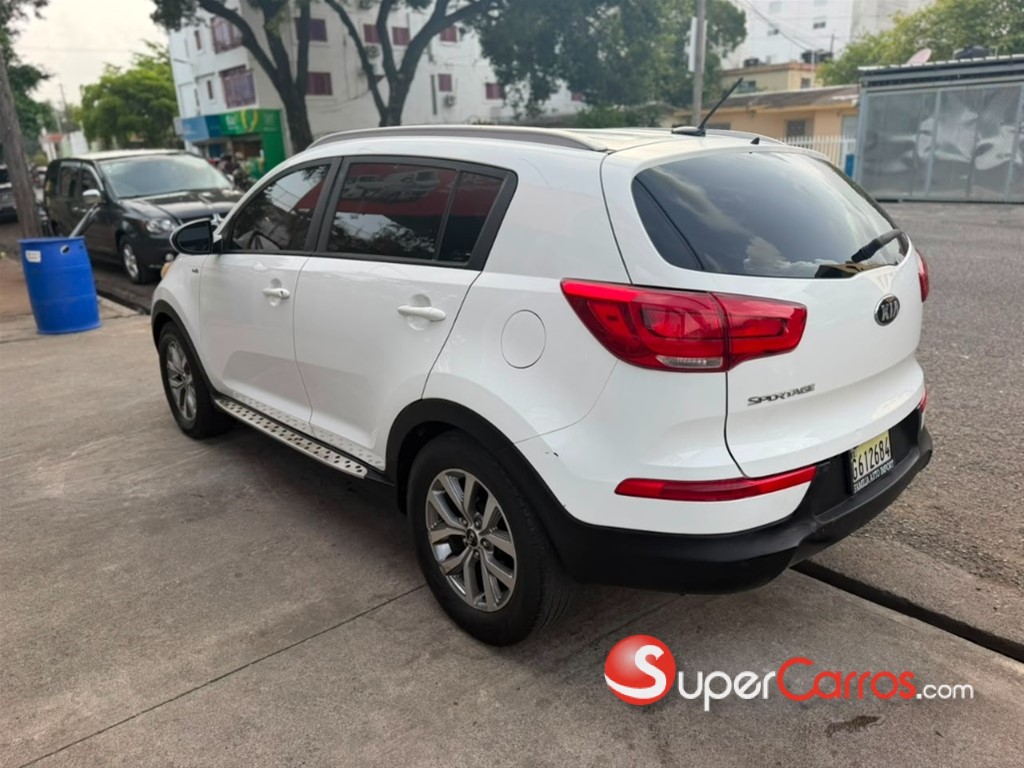 2016 Kia Sportage LX — foto 6 / 10