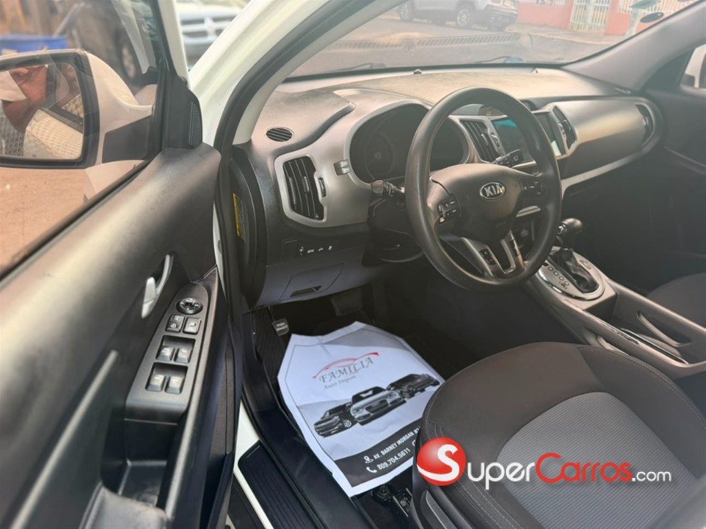 2016 Kia Sportage LX — foto 8 / 10