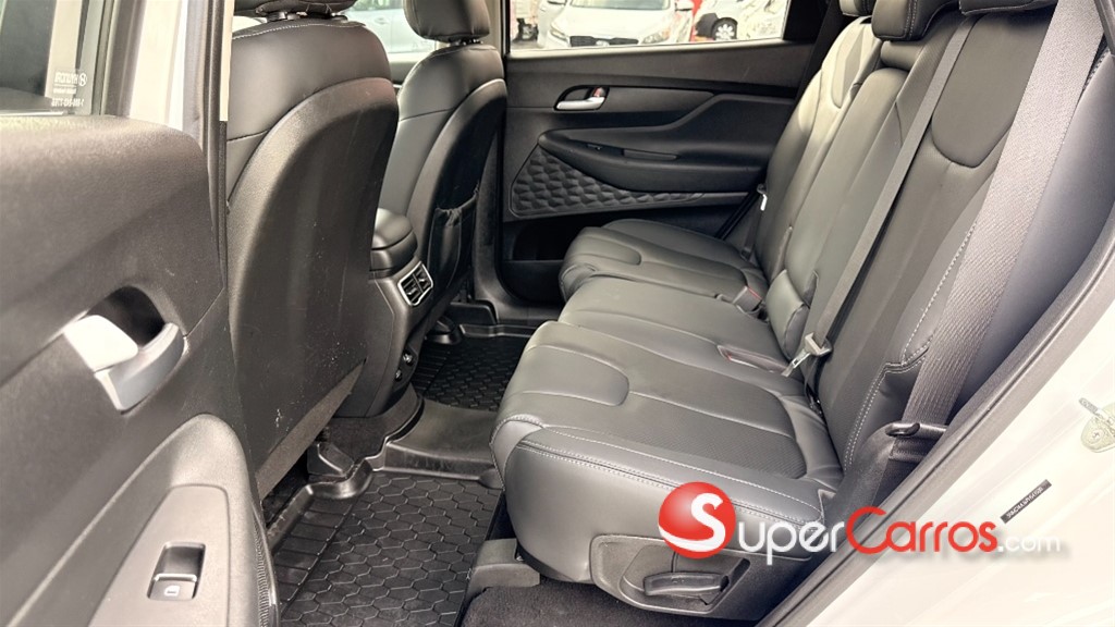 2023 Hyundai Santa Fe SE — foto 6 / 12