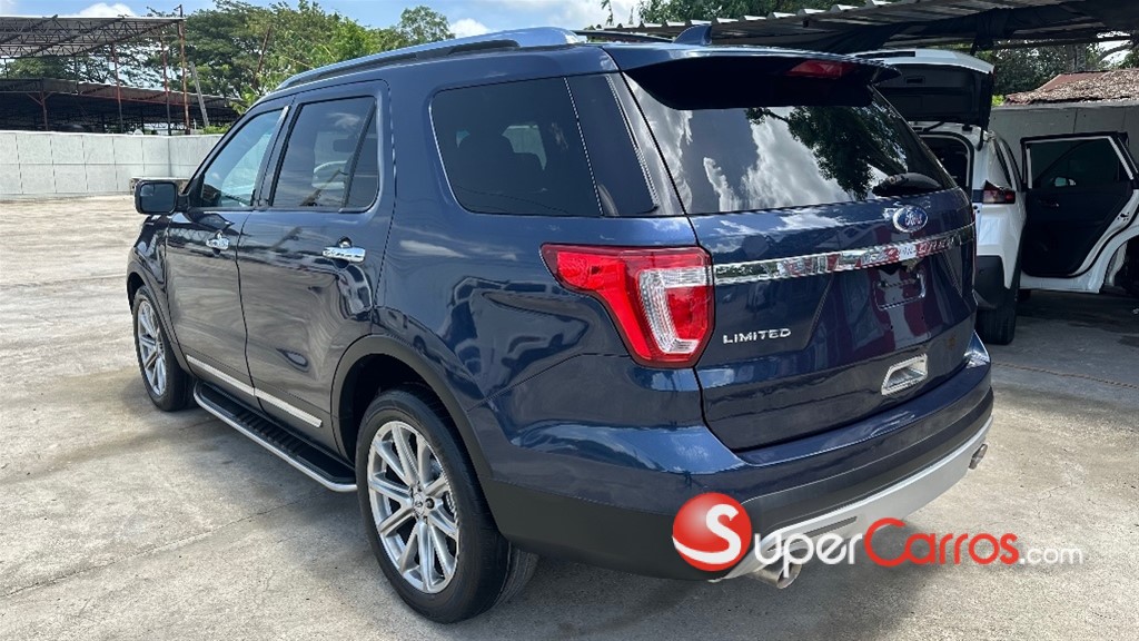 2016 Ford Explorer Limited — foto 4 / 12