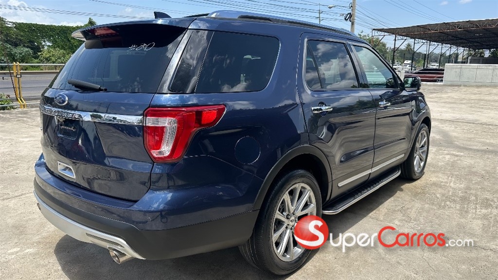 2016 Ford Explorer Limited — foto 6 / 12