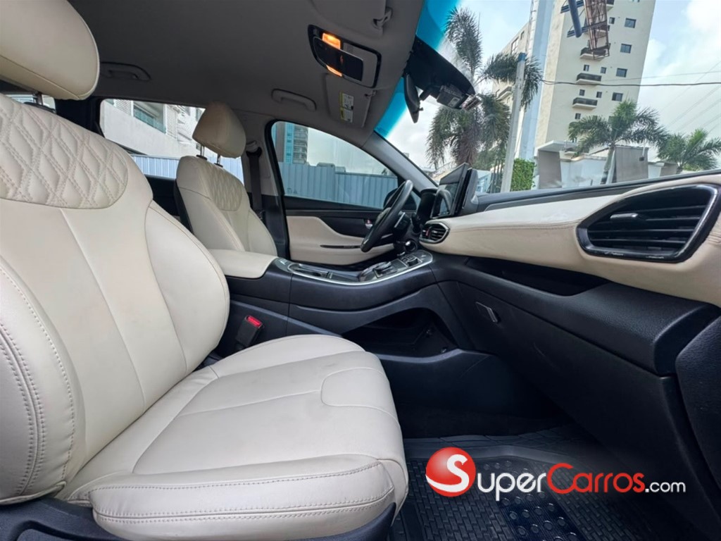 2021 Hyundai Santa Fe SE — foto 9 / 11