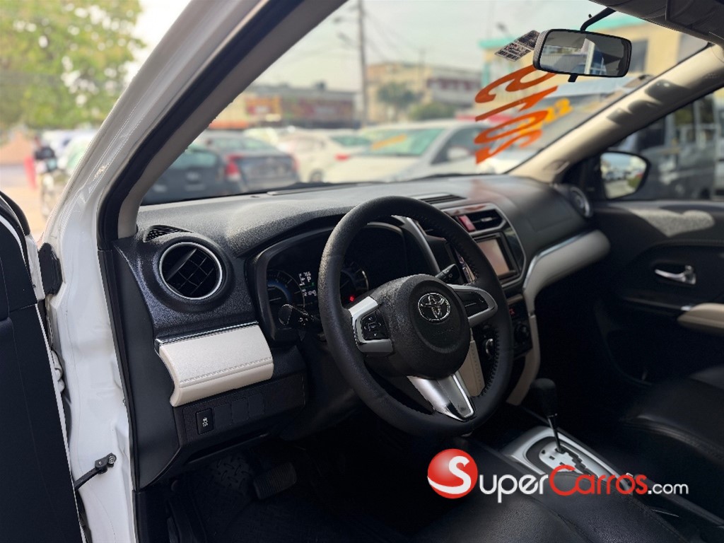 2022 Toyota Rush Sport — foto 9 / 12