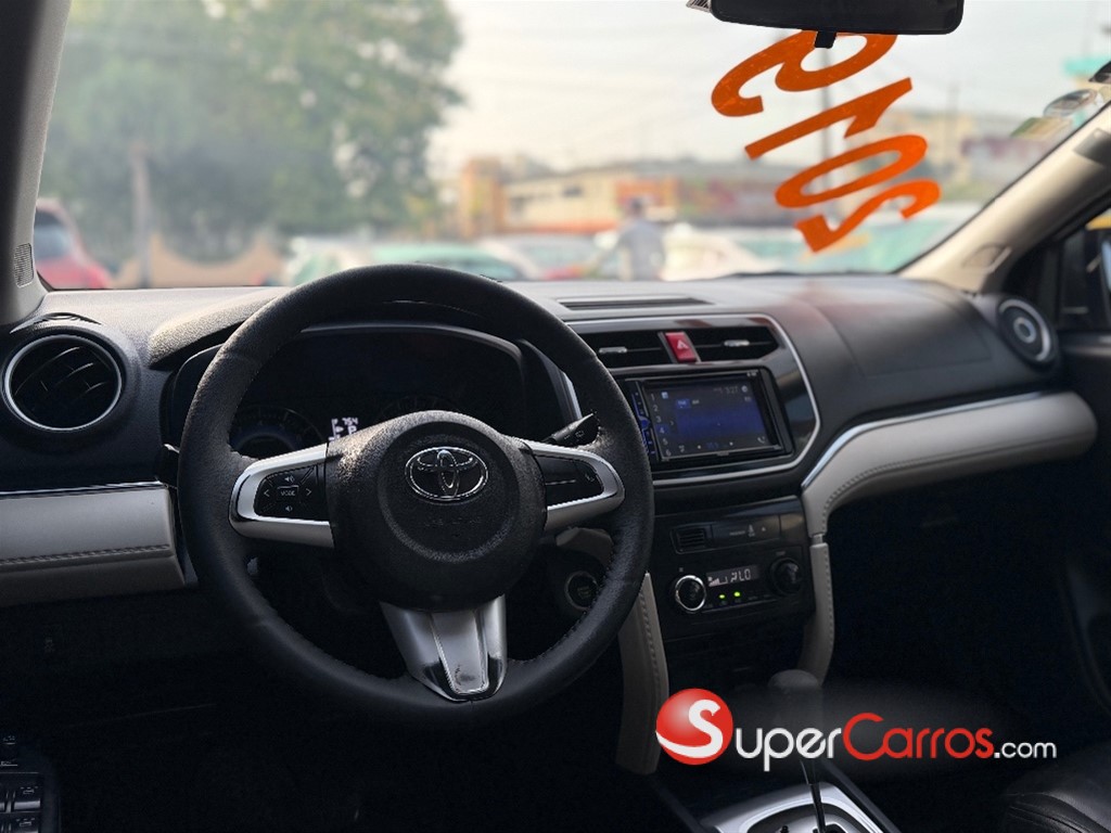 2022 Toyota Rush Sport — foto 10 / 12