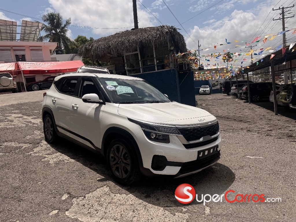 2023 Kia Seltos — foto 8 / 12