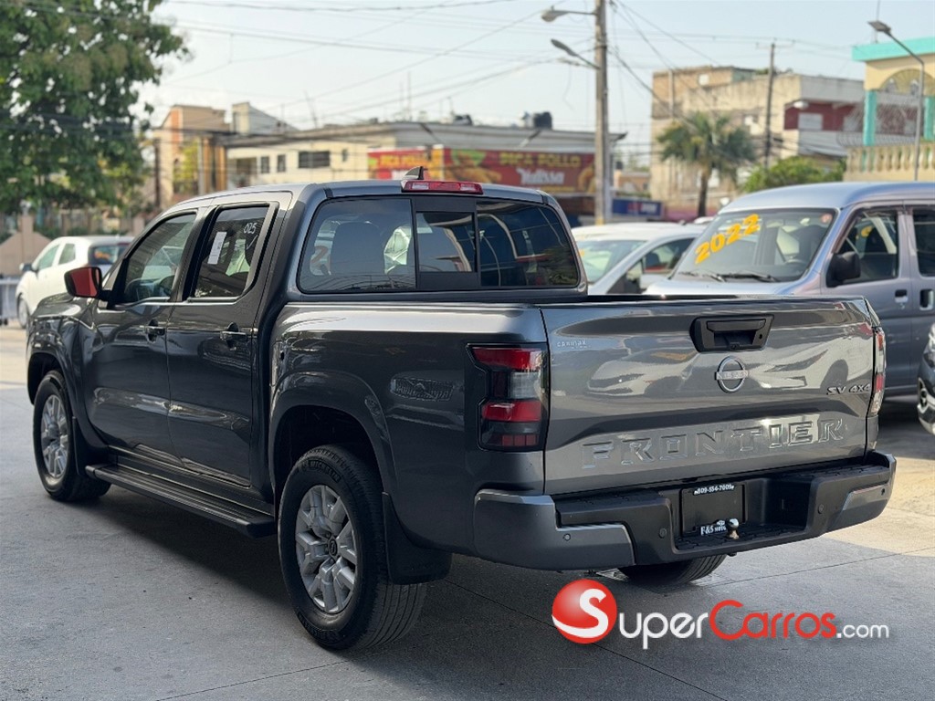 2022 Nissan Frontier SV — foto 5 / 12