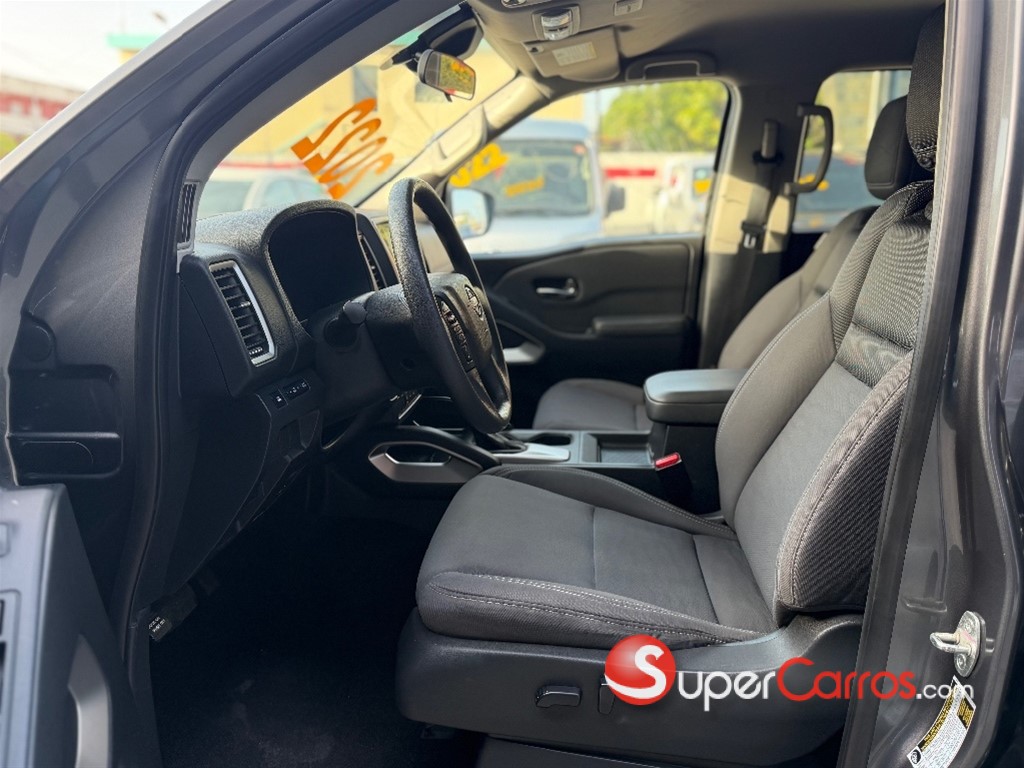 2022 Nissan Frontier SV — foto 9 / 12