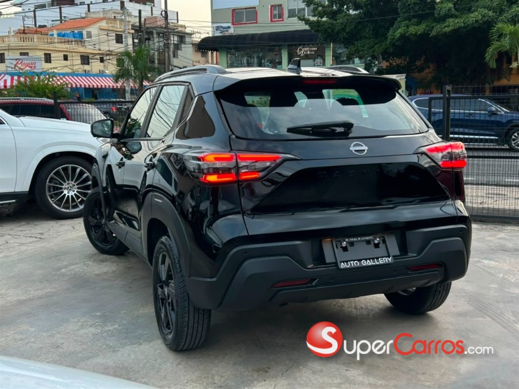 2027 Nissan Magnite Advanced — foto 5 / 12