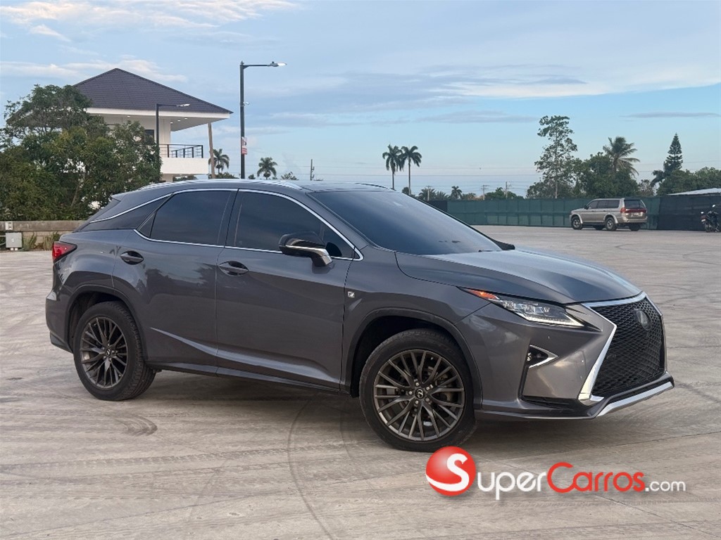 2017 Lexus RC F Sport — foto 6 / 12