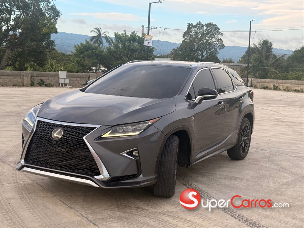 2017 Lexus RC F Sport — foto 12 / 12