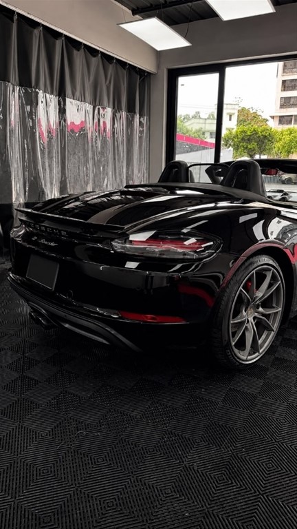 2017 Porsche Boxster 718 — foto 4 / 6