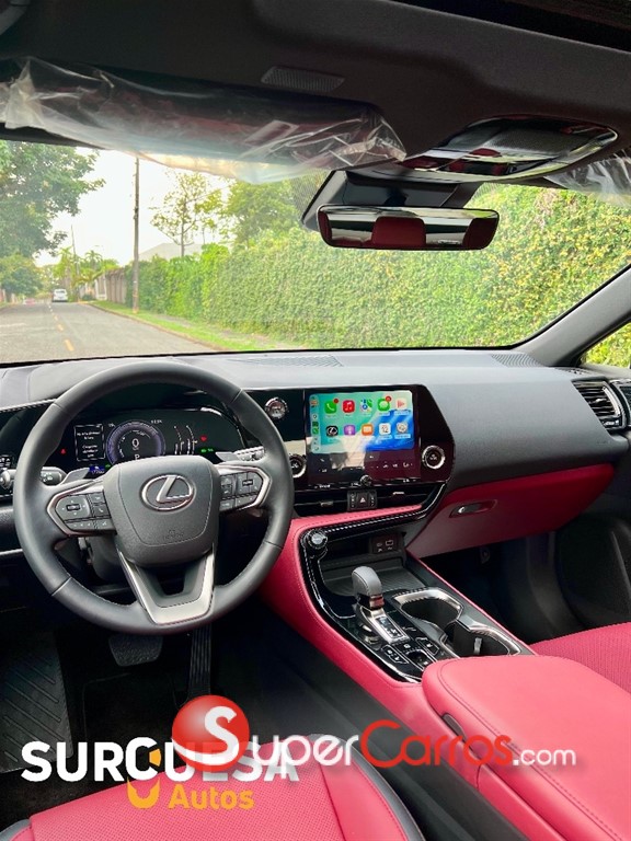 2026 Lexus NX 300 Hybrid — foto 7 / 8