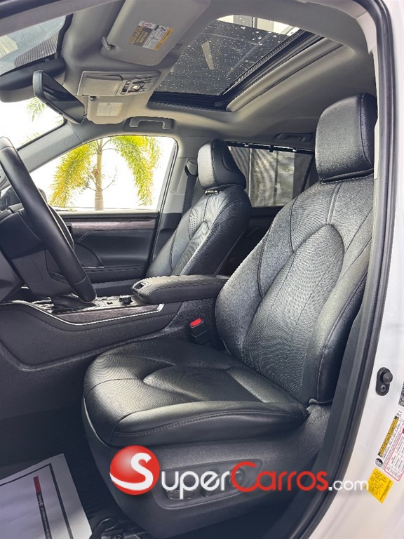 2021 Toyota Highlander Limited — foto 10 / 11