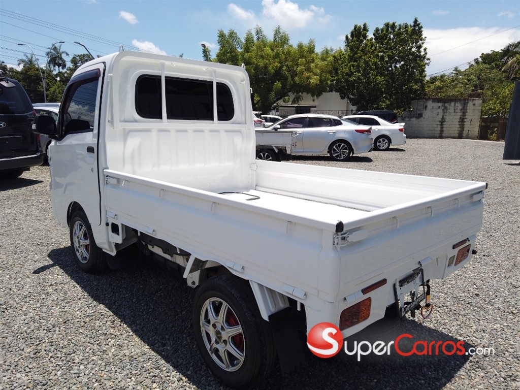 2016 Daihatsu Hijet — foto 4 / 7