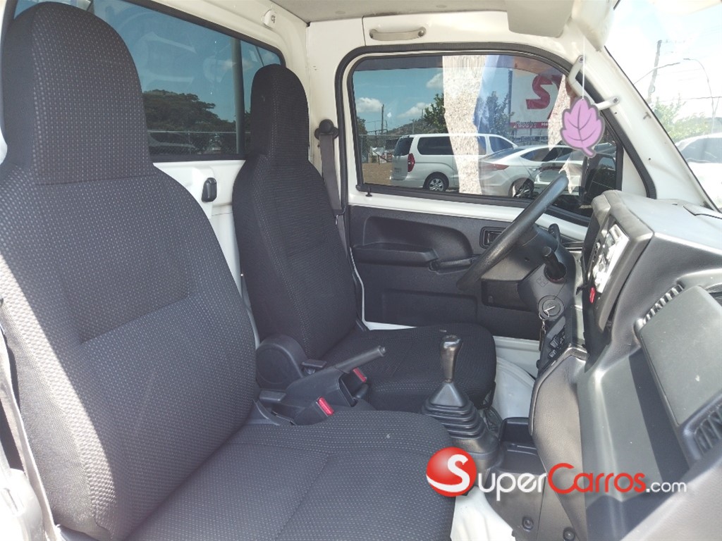 2016 Daihatsu Hijet — foto 6 / 7