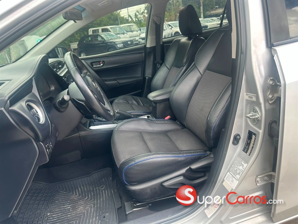 2018 Toyota Corolla SE — foto 9 / 9