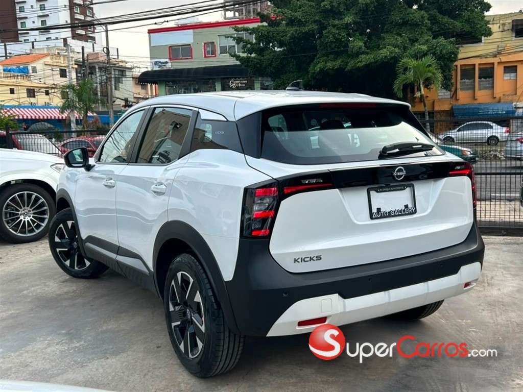 2027 Nissan Kicks Advance — foto 5 / 11