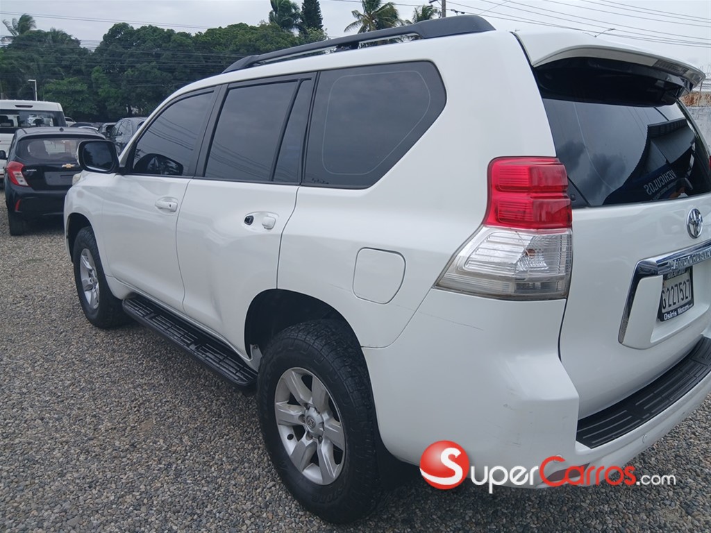 2011 Toyota Land Cruiser Prado TX — foto 5 / 9
