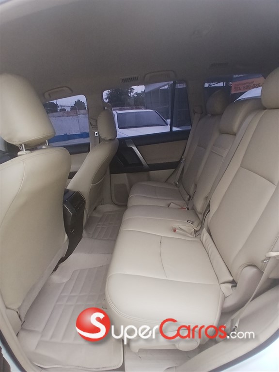 2011 Toyota Land Cruiser Prado TX — foto 7 / 9