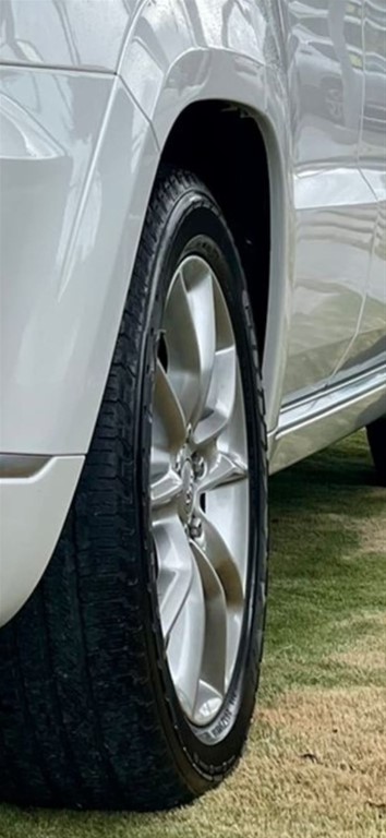 2016 Jeep Grand Cherokee SUMMIT — foto 2 / 6