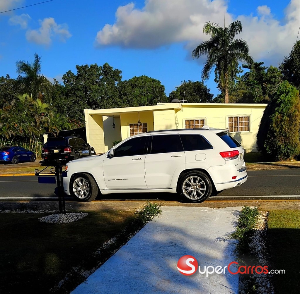 2016 Jeep Grand Cherokee SUMMIT — foto 5 / 6