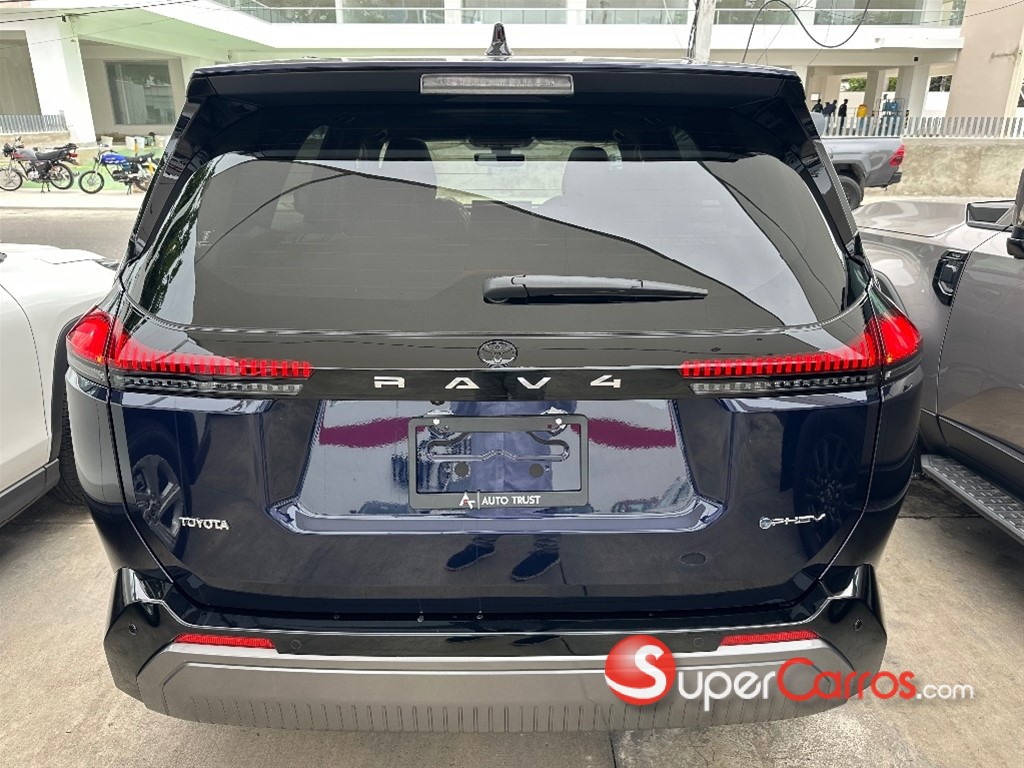 2027 Toyota RAV4 Plug-In Hibrid — foto 5 / 9