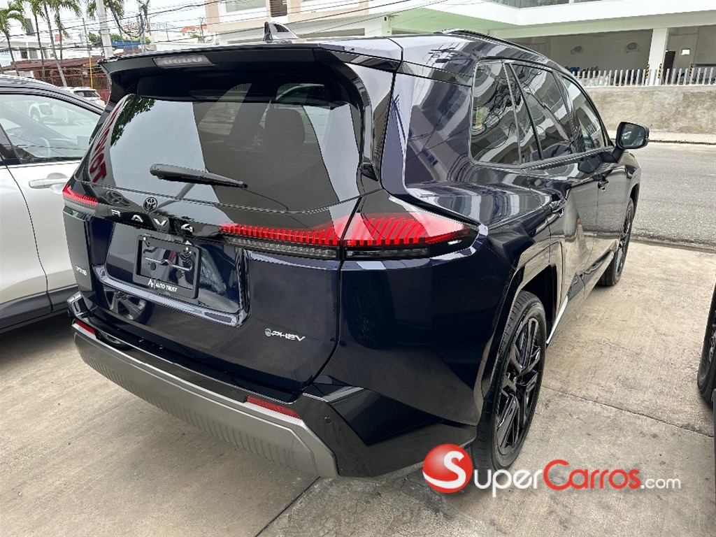2027 Toyota RAV4 Plug-In Hibrid — foto 6 / 9