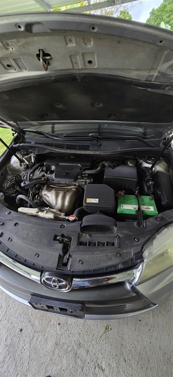 2016 Toyota Camry LE — foto 2 / 10
