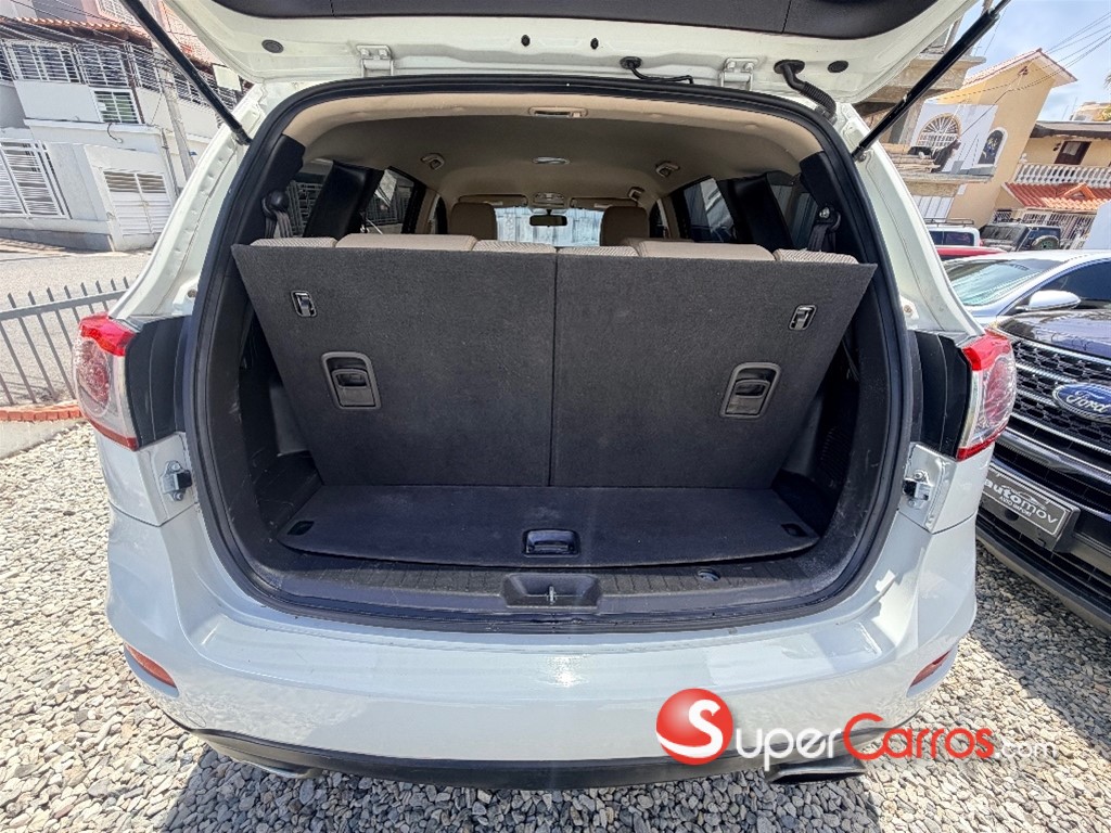 2011 Hyundai Santa Fe — foto 9 / 11