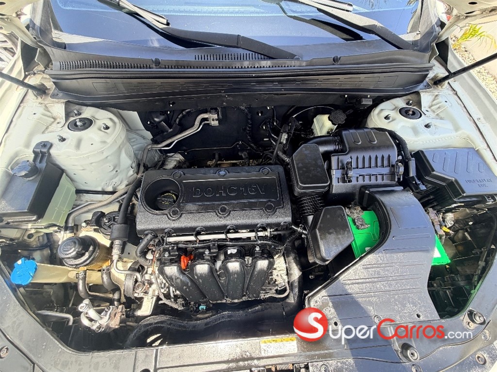 2011 Hyundai Santa Fe — foto 11 / 11
